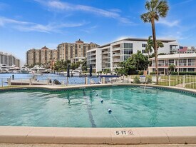 1124 Seminole Dr in Fort Lauderdale, FL - Building Photo