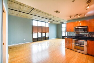 1 Cool Blow St in Charleston, SC - Building Photo - Building Photo