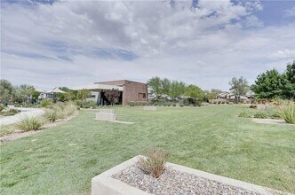 932 Lotus Falls St in Henderson, NV - Building Photo - Building Photo
