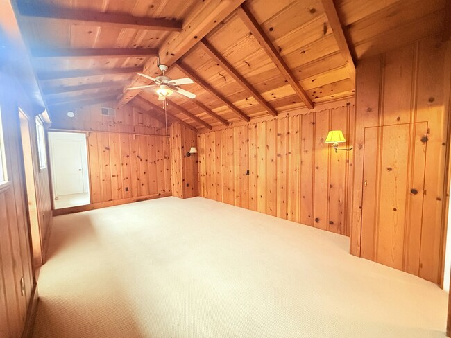 property at 619 W Cypress Ave