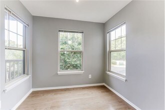 11653 Gas Light Ct-Unit -E in Reston, VA - Building Photo - Building Photo