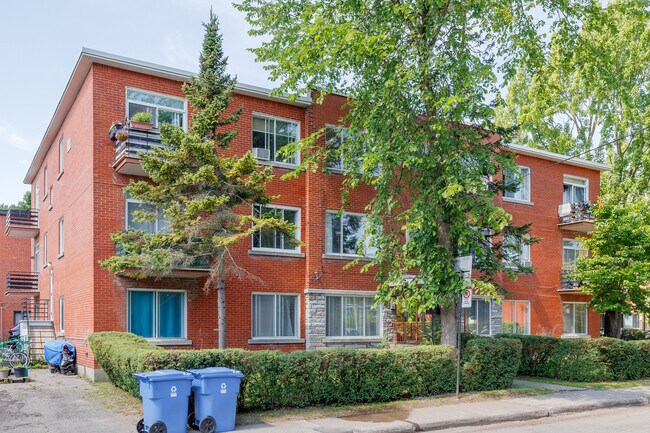 11834 Michel-Sarrazin Rue