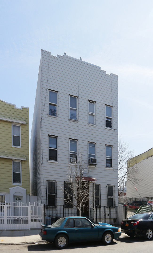 92 Bleecker St in Brooklyn, NY - Building Photo - Building Photo