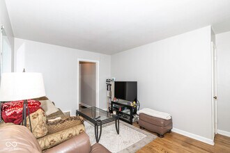 5303 N College Ave in Indianapolis, IN - Building Photo - Building Photo