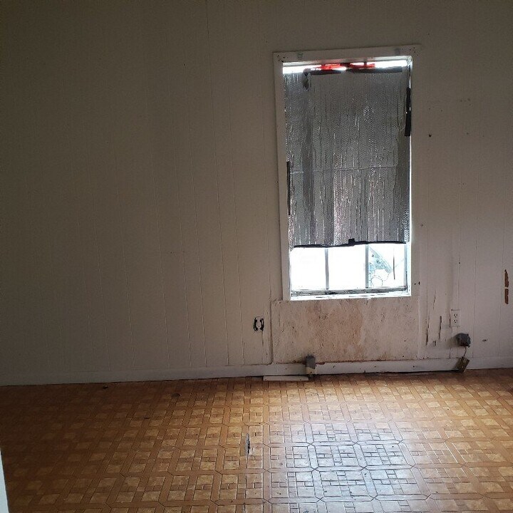 711 E Lessley St in Rayne, LA - Building Photo