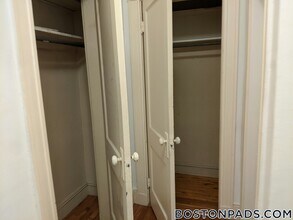 137 Park Dr in Boston, MA - Building Photo - Building Photo