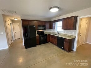 3829 Marietta Pl in Denver, NC - Building Photo - Building Photo