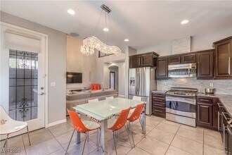 11245 Pismo Dunes Ct in Las Vegas, NV - Building Photo - Building Photo