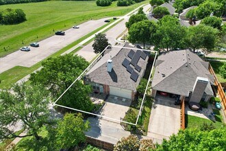 3500 Christopher Ln in Richardson, TX - Foto de edificio - Building Photo