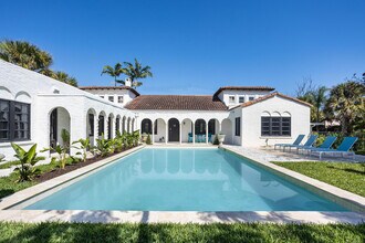 333 Murray Rd in West Palm Beach, FL - Building Photo - Building Photo
