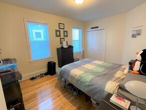 15 Sargent Ave in Somerville, MA - Foto de edificio - Building Photo