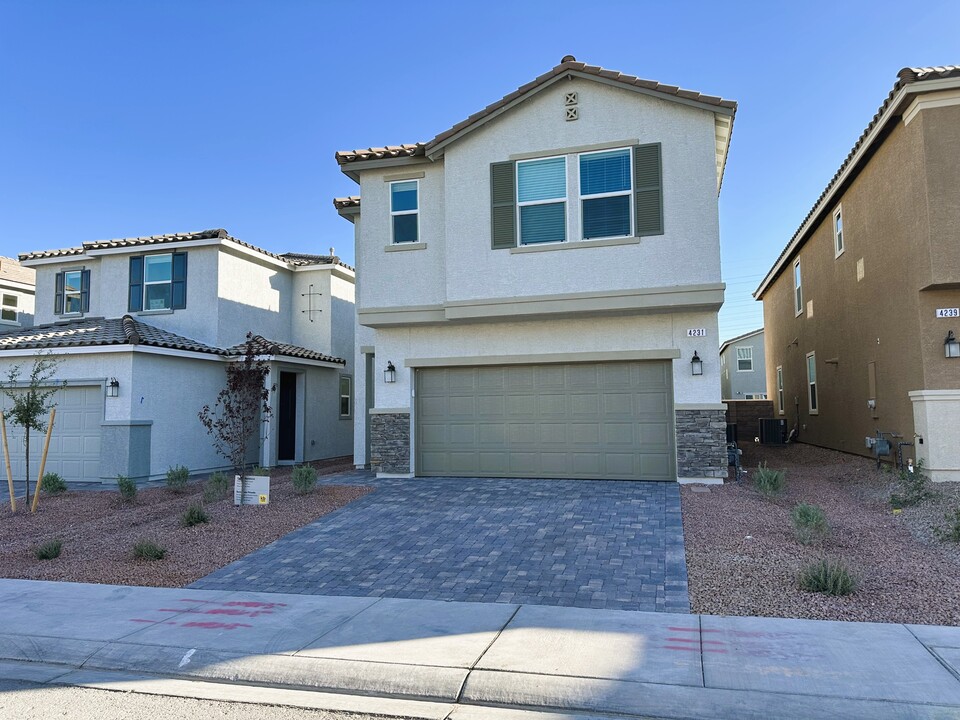 4231 Juniper Pear Ave in Las Vegas, NV - Building Photo