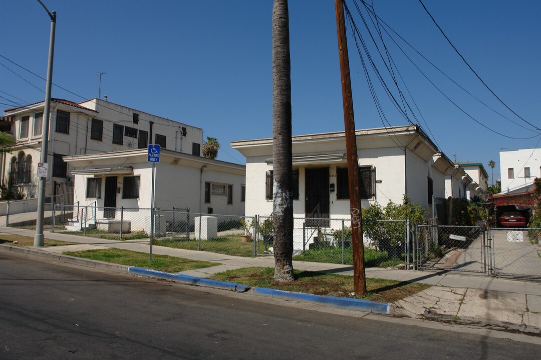 4415 E Burns Ave in Los Angeles, CA - Building Photo