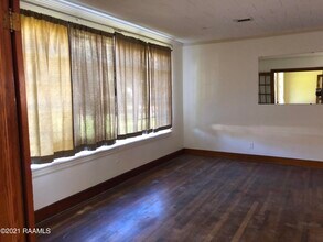 505 St Camille St in Lafayette, LA - Building Photo - Building Photo