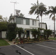 1950-1954 Parsons St in Costa Mesa, CA - Building Photo - Building Photo