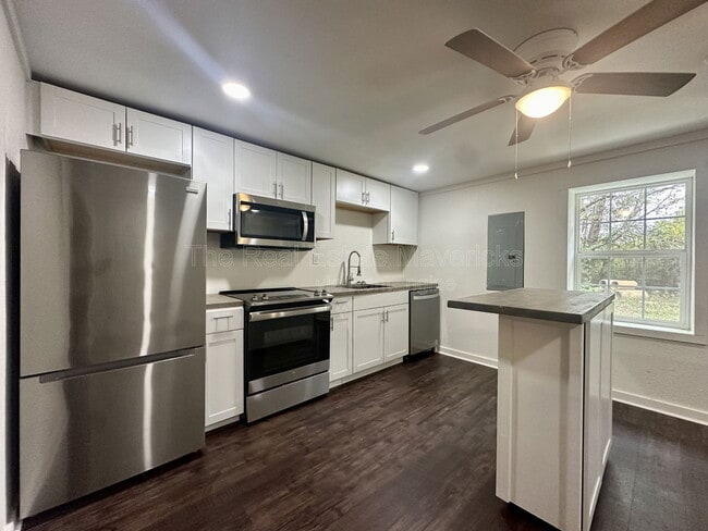 property at 5640 US-41