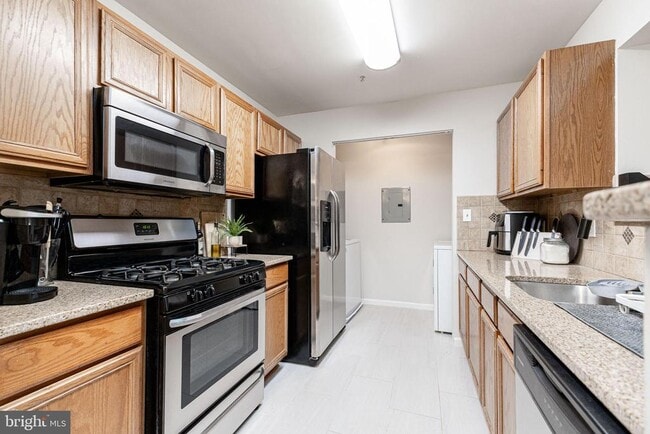 8091 Lacy Dr in Manassas, VA - Building Photo - Building Photo