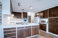 3823 Spring Dr photo'