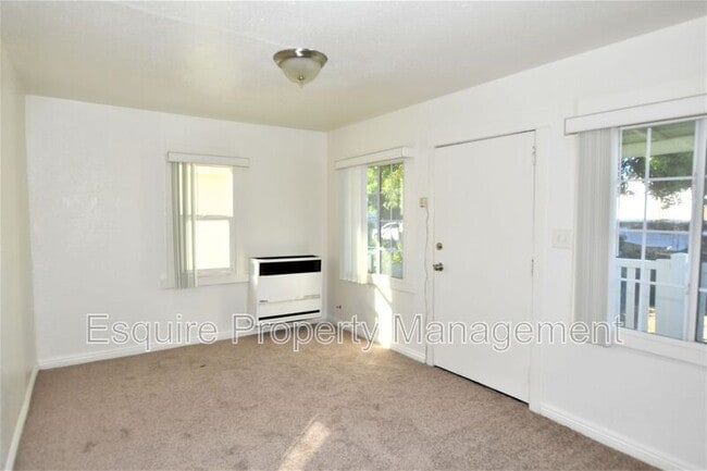 129 S 11th St in Santa Paula, CA - Building Photo - Building Photo