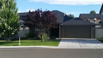 1509 Purple Sage St