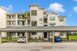 12280 Wellen Golf St in Venice, FL - Building Photo