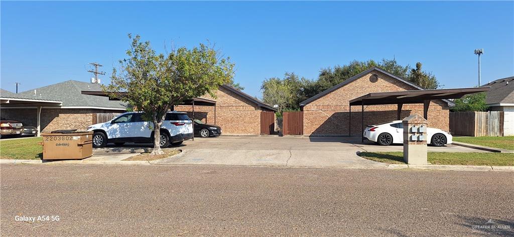 1501 W Carmen Ave in Edinburg, TX - Building Photo