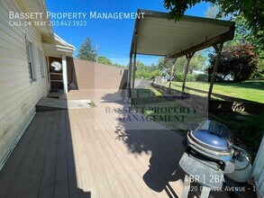 3320 Dixwell Ave in North Haven, CT - Building Photo - Building Photo