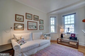 3014 Dent Pl NW, Unit 30E in Washington, DC - Building Photo - Building Photo