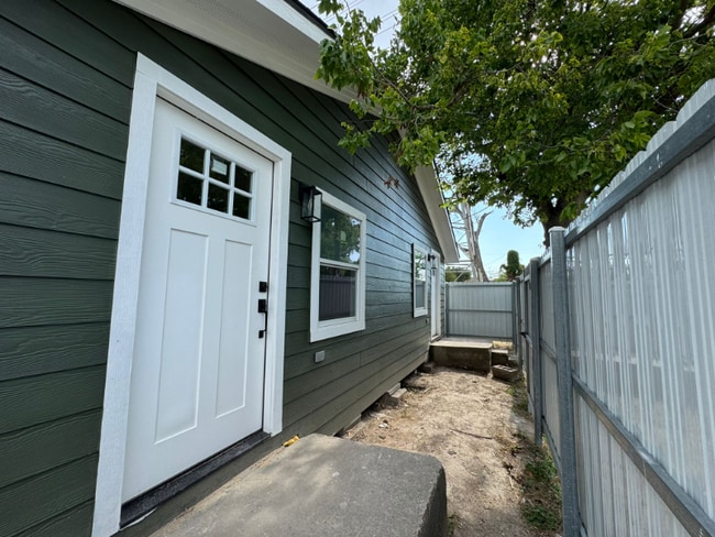 3919 Elysian St in Houston, TX - Building Photo - Building Photo
