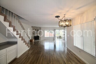 2528 Navarra Dr in Carlsbad, CA - Building Photo - Building Photo