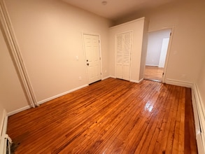 2320A Powell Ave in Bronx, NY - Building Photo - Building Photo