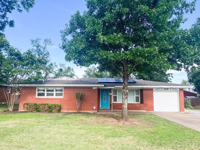 property at 2618 Garfield Ave