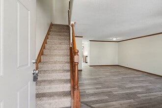 372 Rivers Ridge Cir in Newport News, VA - Building Photo - Building Photo