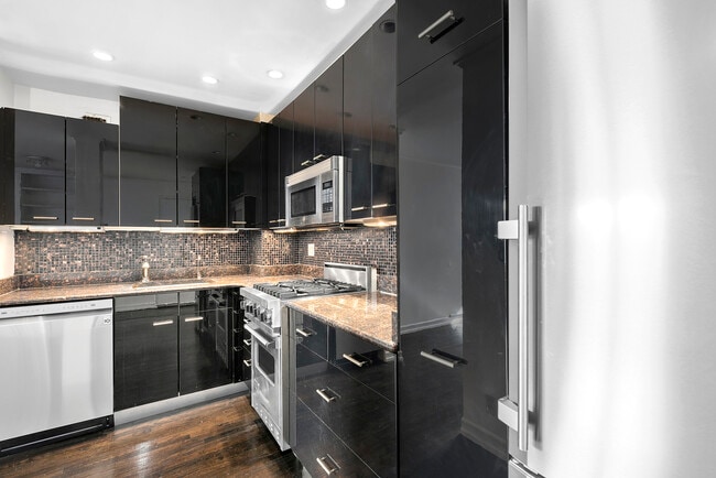 property at 140 7th Ave