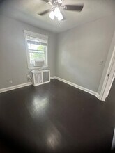 918 St Dunstans Rd in Baltimore, MD - Building Photo - Building Photo