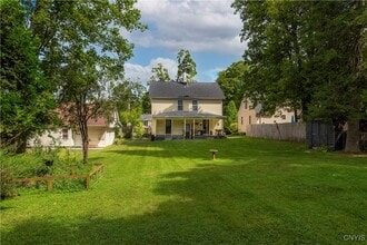 22 Kellogg St in Kirkland, NY - Building Photo - Building Photo