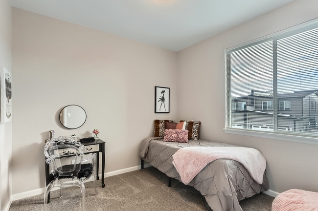 The Duplexes at Greyhound Park in Commerce City, CO - Foto de edificio - Building Photo