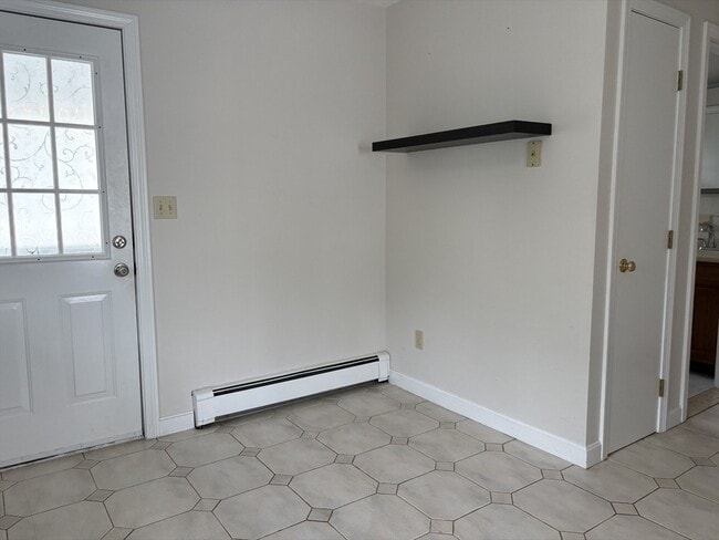 12 Gardner St in Newton, MA - Building Photo - Building Photo