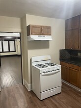 2501 N 38th St, Unit Lower in Milwaukee, WI - Foto de edificio - Building Photo