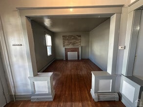 28 Parkwood Blvd in Hudson, NY - Building Photo - Building Photo
