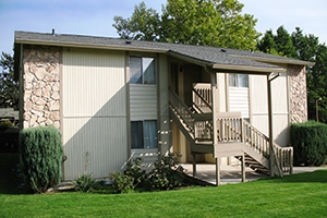 Center Street in Beaverton, OR - Building Photo