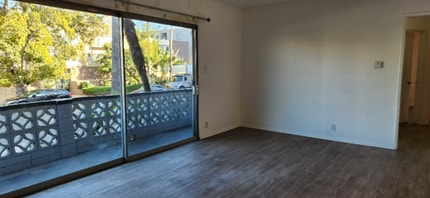 545 Hayworth Ave in Los Angeles, CA - Foto de edificio - Building Photo