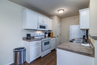 Coryell Crossing in Springfield, MO - Foto de edificio - Interior Photo