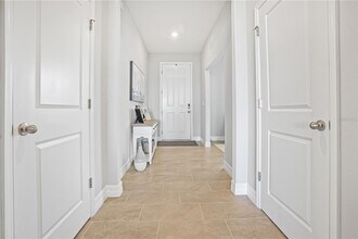 17925 Fattoria Ter in Bradenton, FL - Building Photo - Building Photo