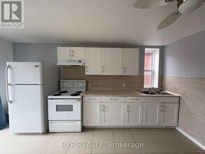 295 Royal York Rd in Toronto, ON - Building Photo - Building Photo