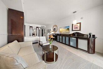 4391 Collins Ave in Miami Beach, FL - Building Photo - Building Photo