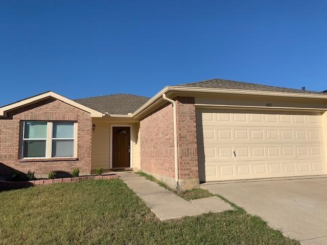 property at 1437 Thornhill Ln