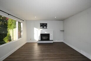 282 Clark Crescent in Prince George, BC - Building Photo