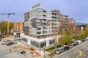 5155 Main St in Vancouver, BC - Building Photo