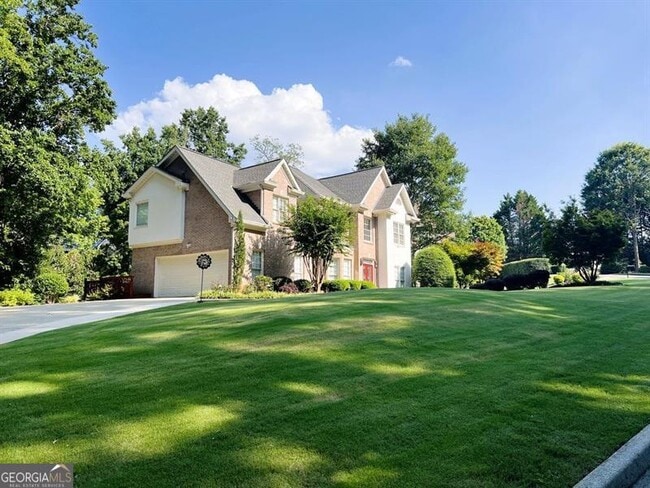 125 Forrest Lake Rd in Alpharetta, GA - Building Photo - Building Photo